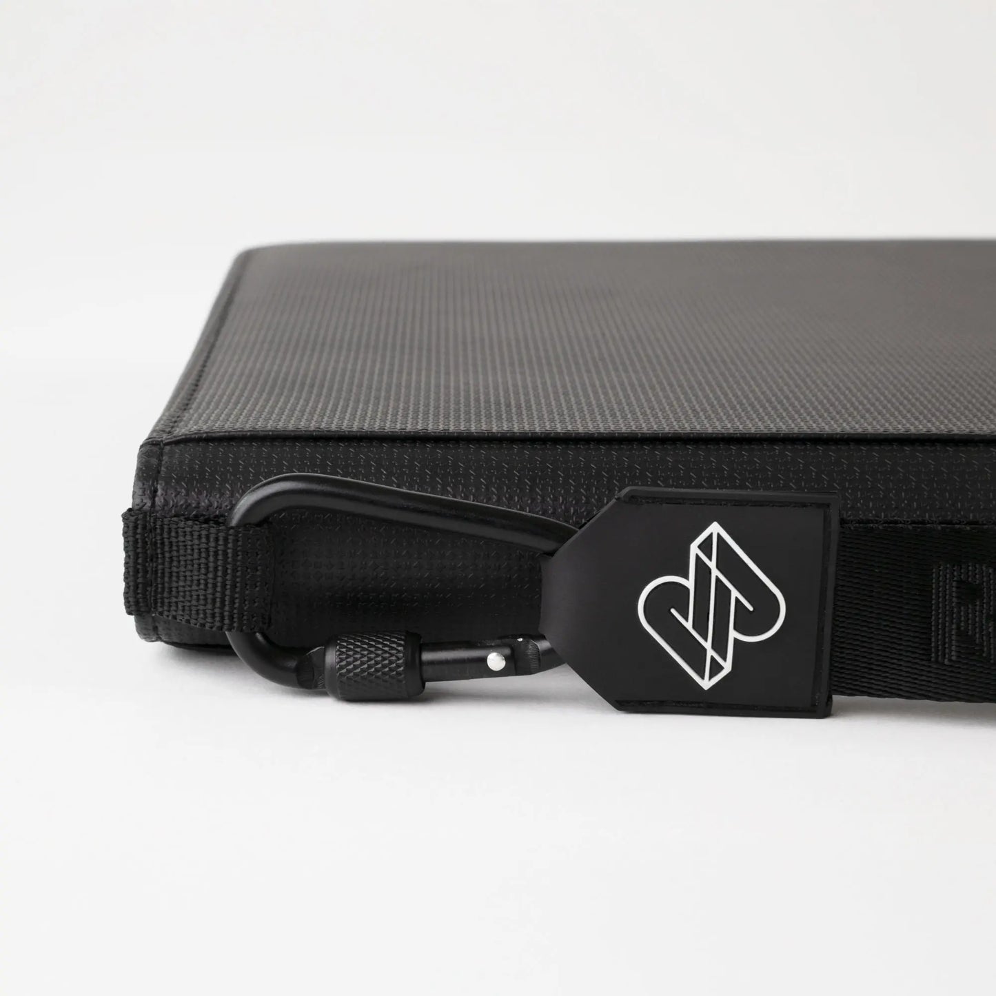 Raw2Rare - 2Hook Carabiner